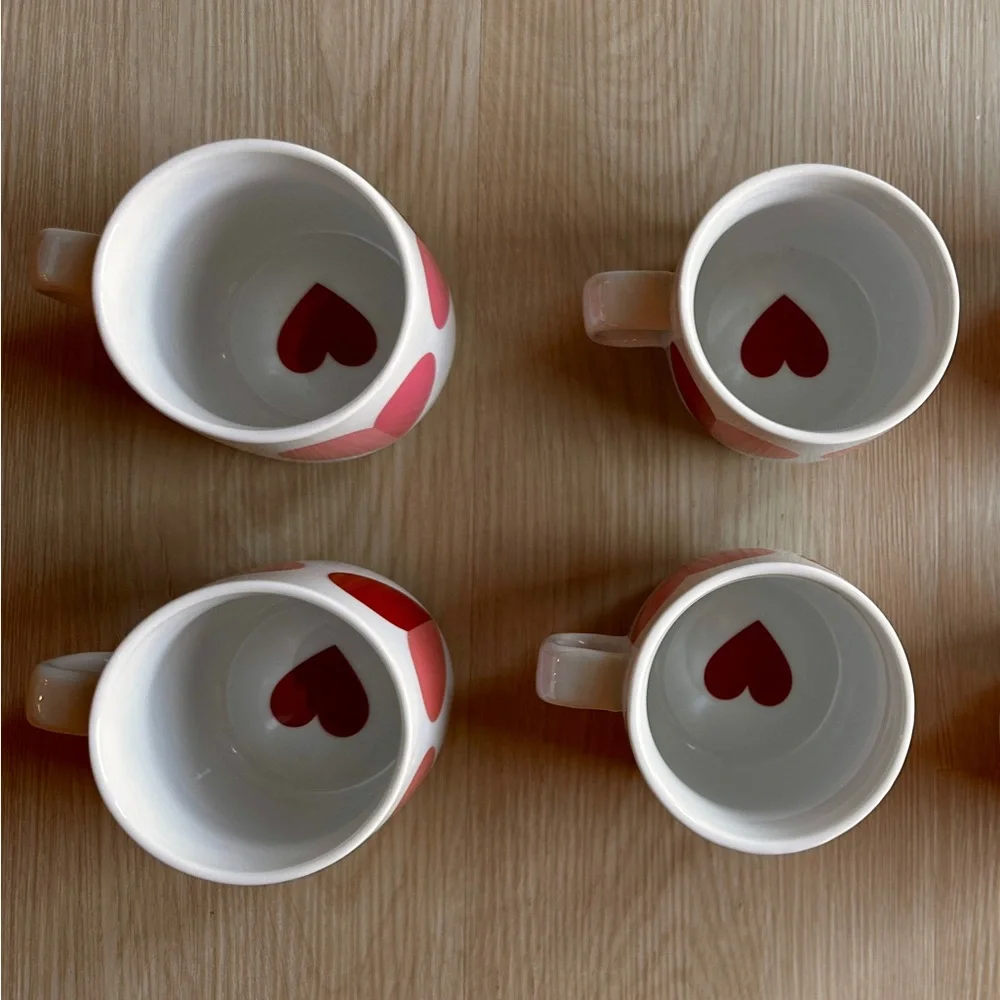 RARE!! Set/8 Crate & Barrel Heart Plates & Mugs Valentine Heart Design